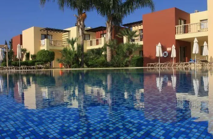 Electra Holiday Village *